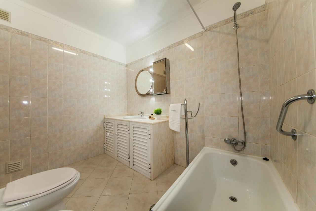 B30 - Apartment T2 Алвор Екстер'єр фото